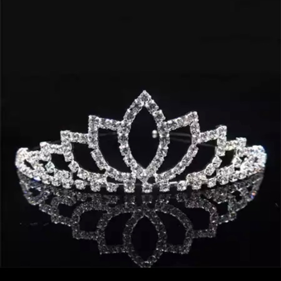 Accessories - Small Silver Rhinestone Bridal Tiara